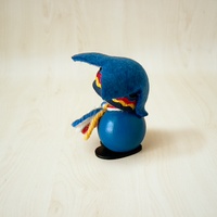 Kanto Sami-Figur aus Holz, blau